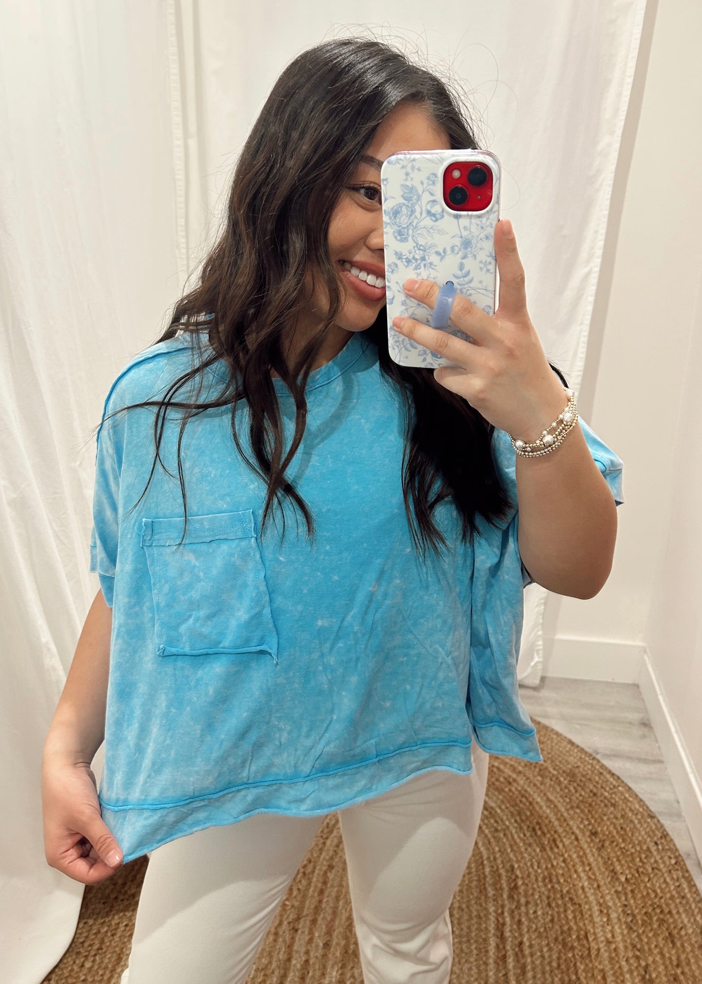 Blue oversized cropped tee