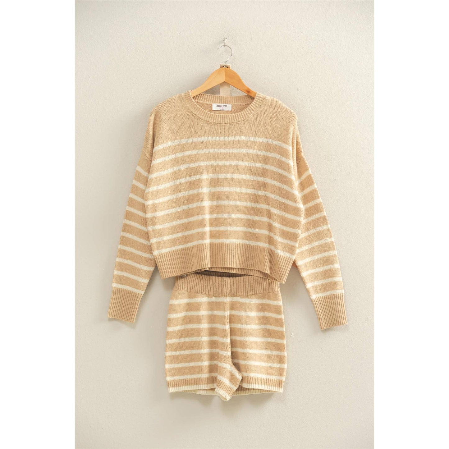 Tan Magnolia Lounge Set - Top