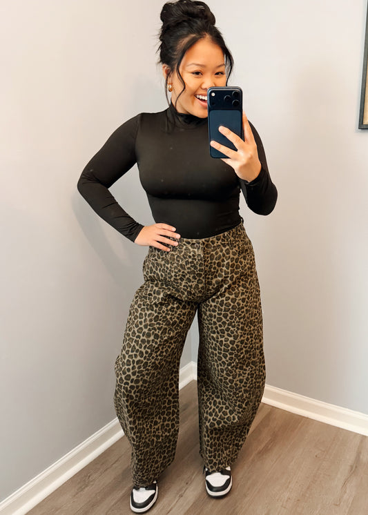 Leopard barrel Jeans